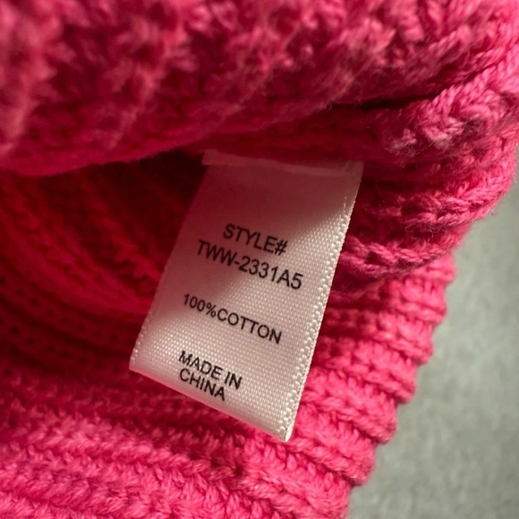 Zenana Outfitters Vibrant Pink Knit Sweater Vest 
S/M L/XL New in bag - Picture 5 of 14